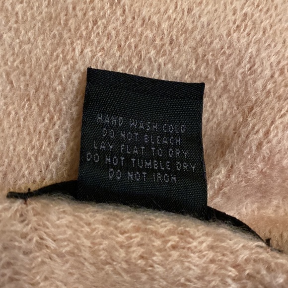 Steve Madden Blanket Scarf /Wrap Peach Muffler Scarf With Fringe Thick Soft Warm - Picture 11 of 11